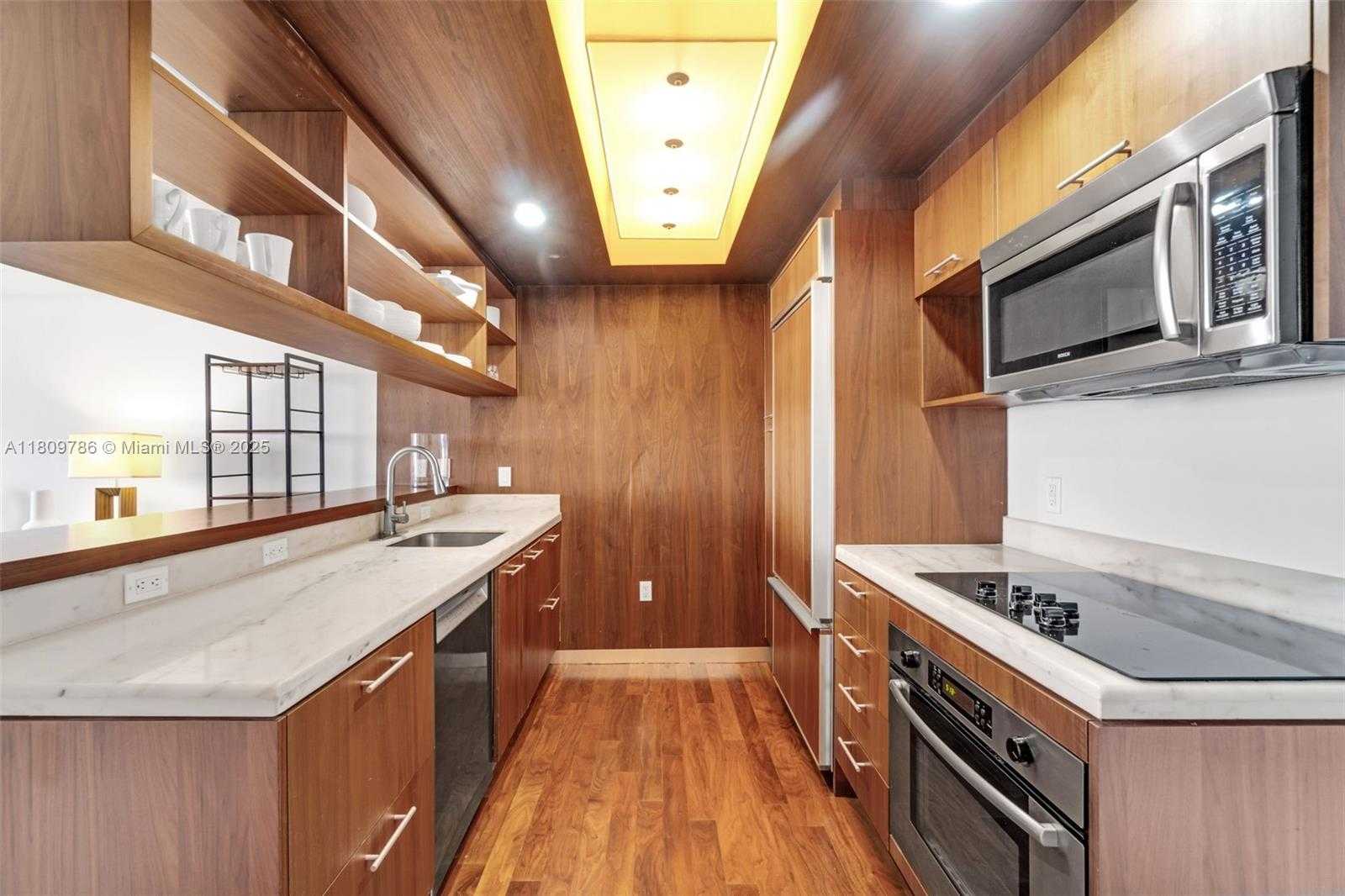 Small Image of 50 BISCAYNE BLVD #904, Miami Number 6