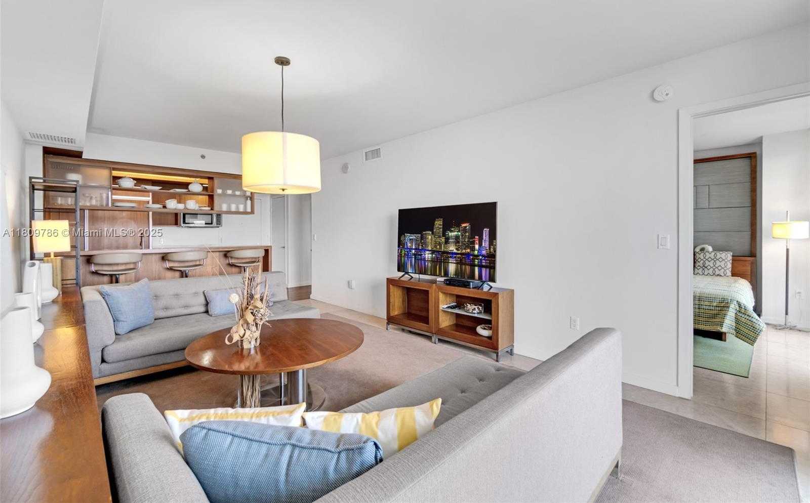 Small Image of 50 BISCAYNE BLVD #904, Miami Number 9