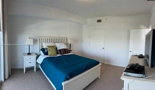 Small Image of 7900 HARBOR ISLAND DR #912, North Bay Village Number 17
