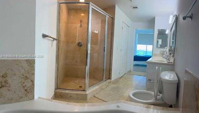 Small Image of 7900 HARBOR ISLAND DR #912, North Bay Village Number 21