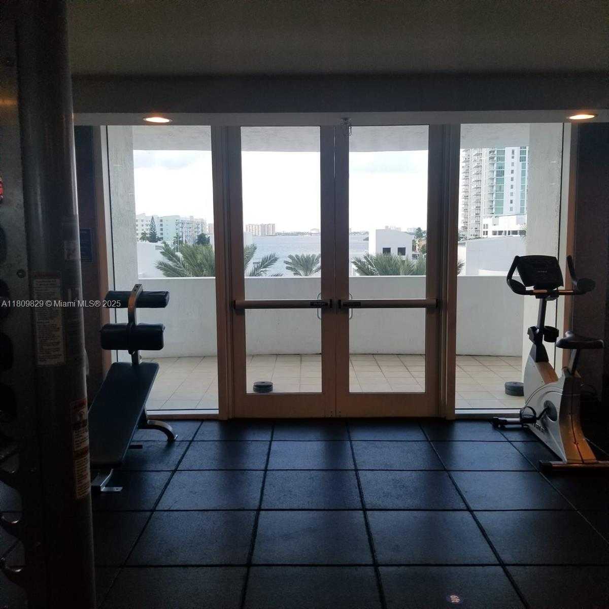 Small Image of 7900 HARBOR ISLAND DR #912, North Bay Village Number 45
