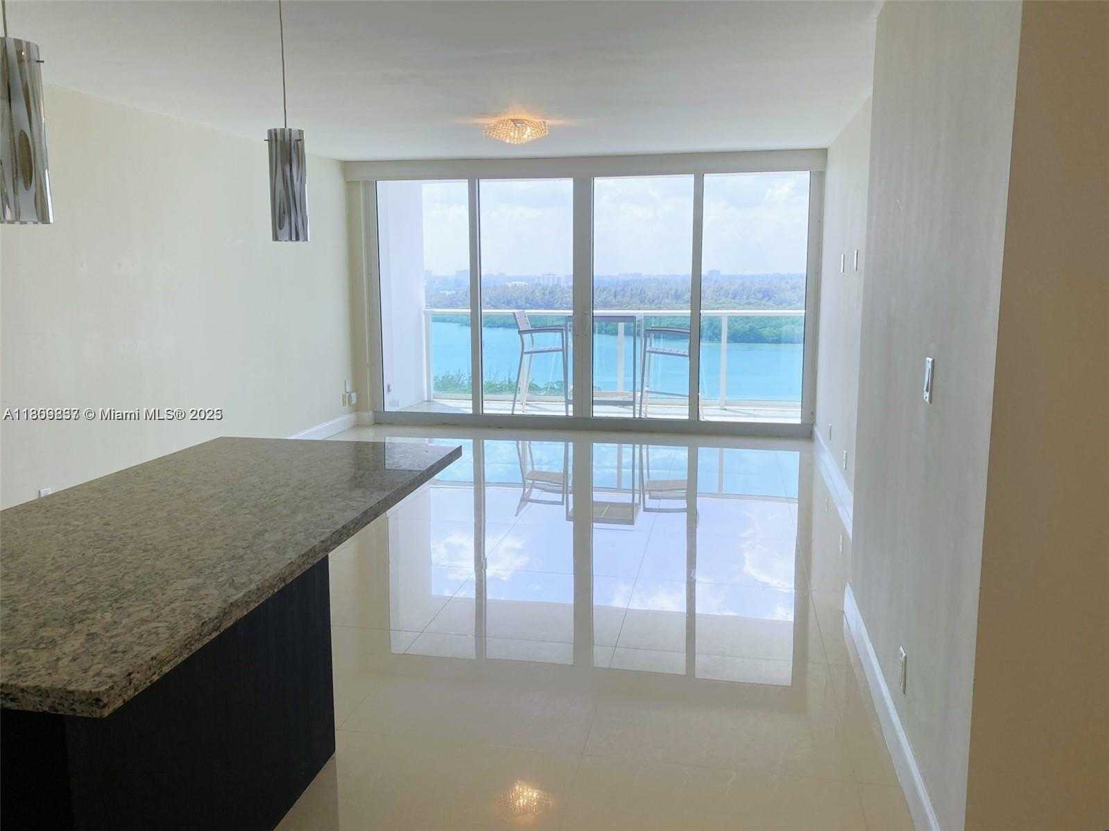 Small Image of 100 BAYVIEW DR #1520, Sunny Isles Beach Number 6