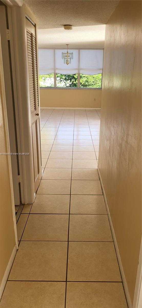Small Image of 1300 NORTH EAST MIAMI GARDENS DR #407E, Miami Number 14