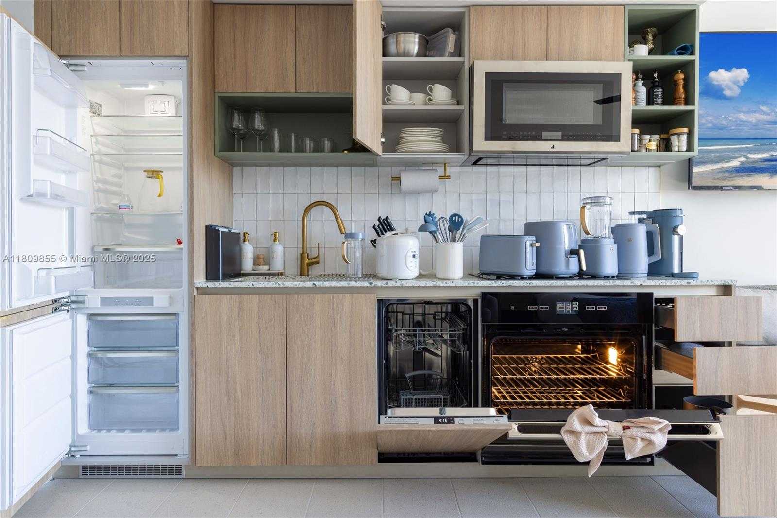 Small Image of 159 NORTH EAST 6TH ST #3012, Miami Number 22