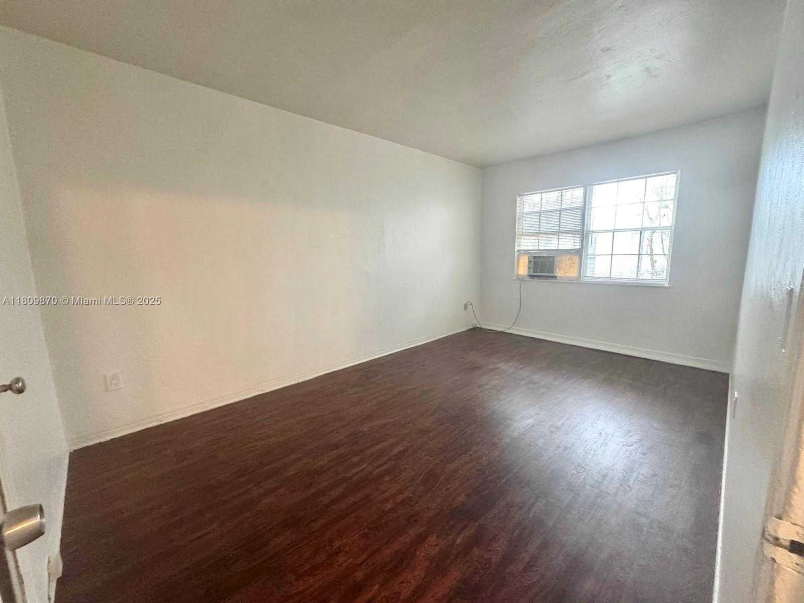 Small Image of 4410 NORTH EAST 2ND AVE #4414, Miami Number 11