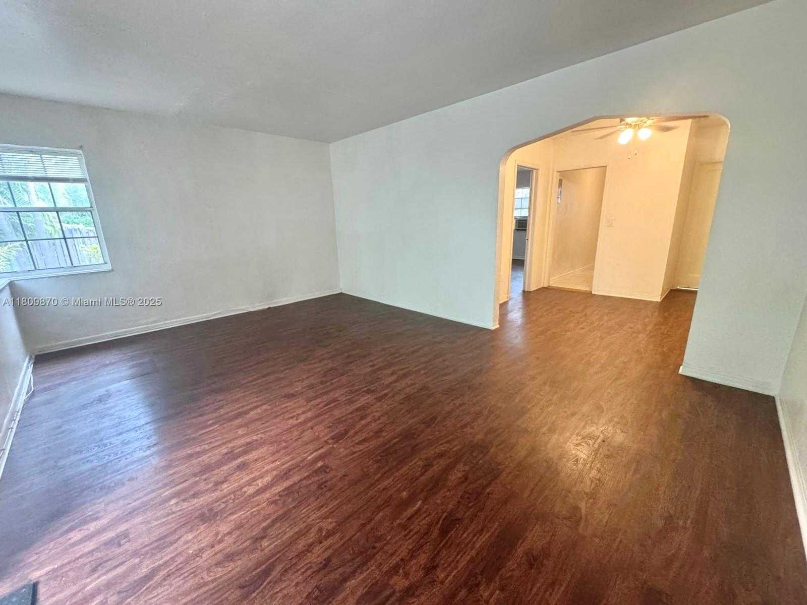 Small Image of 4410 NORTH EAST 2ND AVE #4414, Miami Number 2