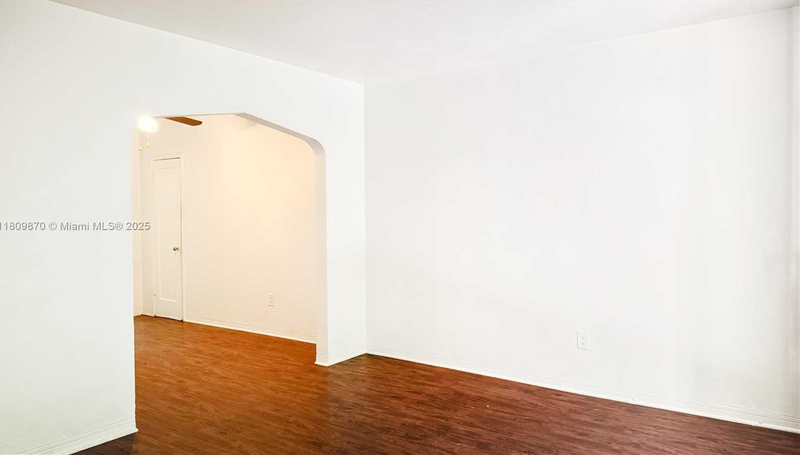 Small Image of 4410 NORTH EAST 2ND AVE #4414, Miami Number 5