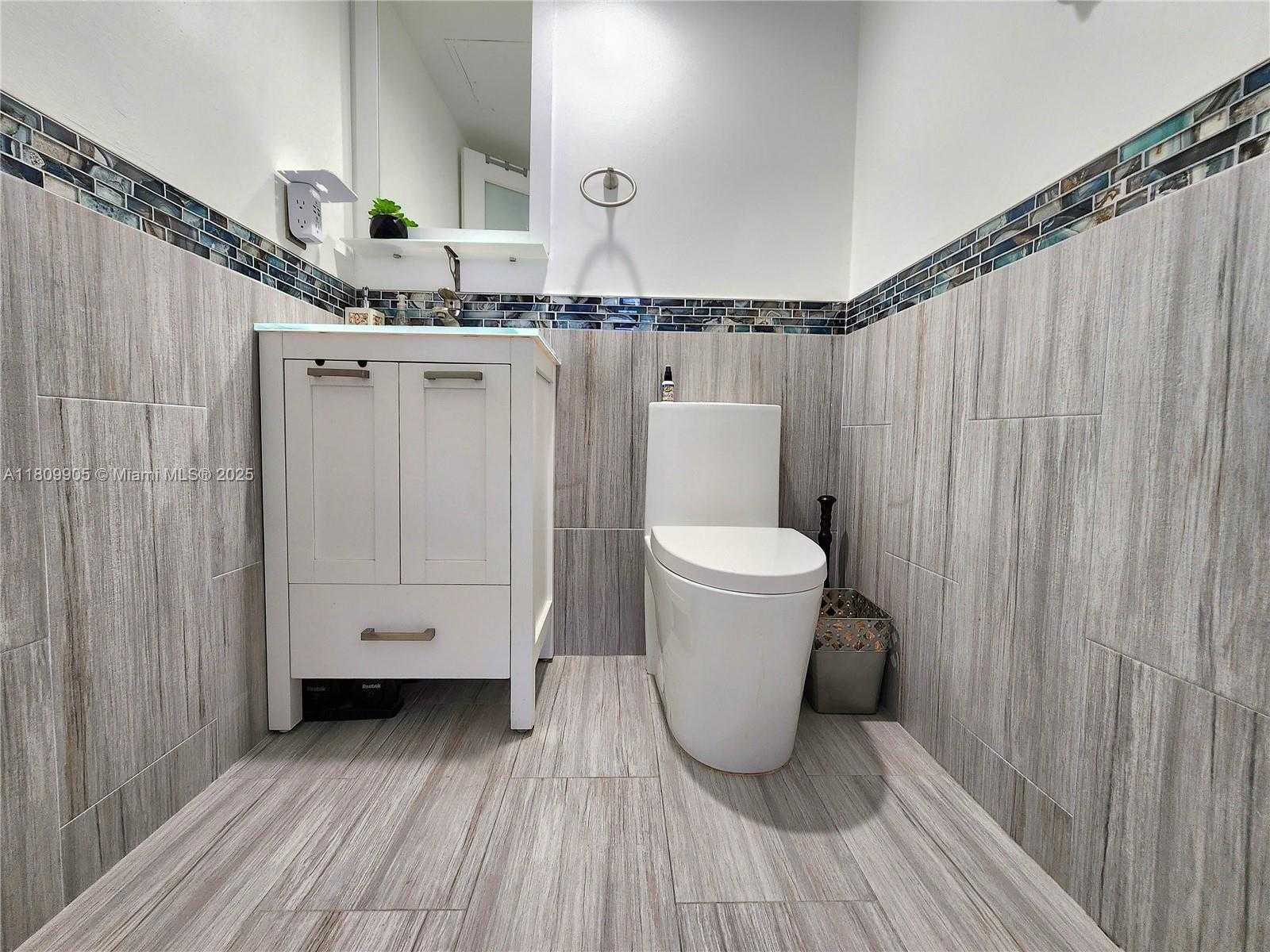 Small Image of 3000 SOUTH OCEAN DR #1206, Hollywood Number 15
