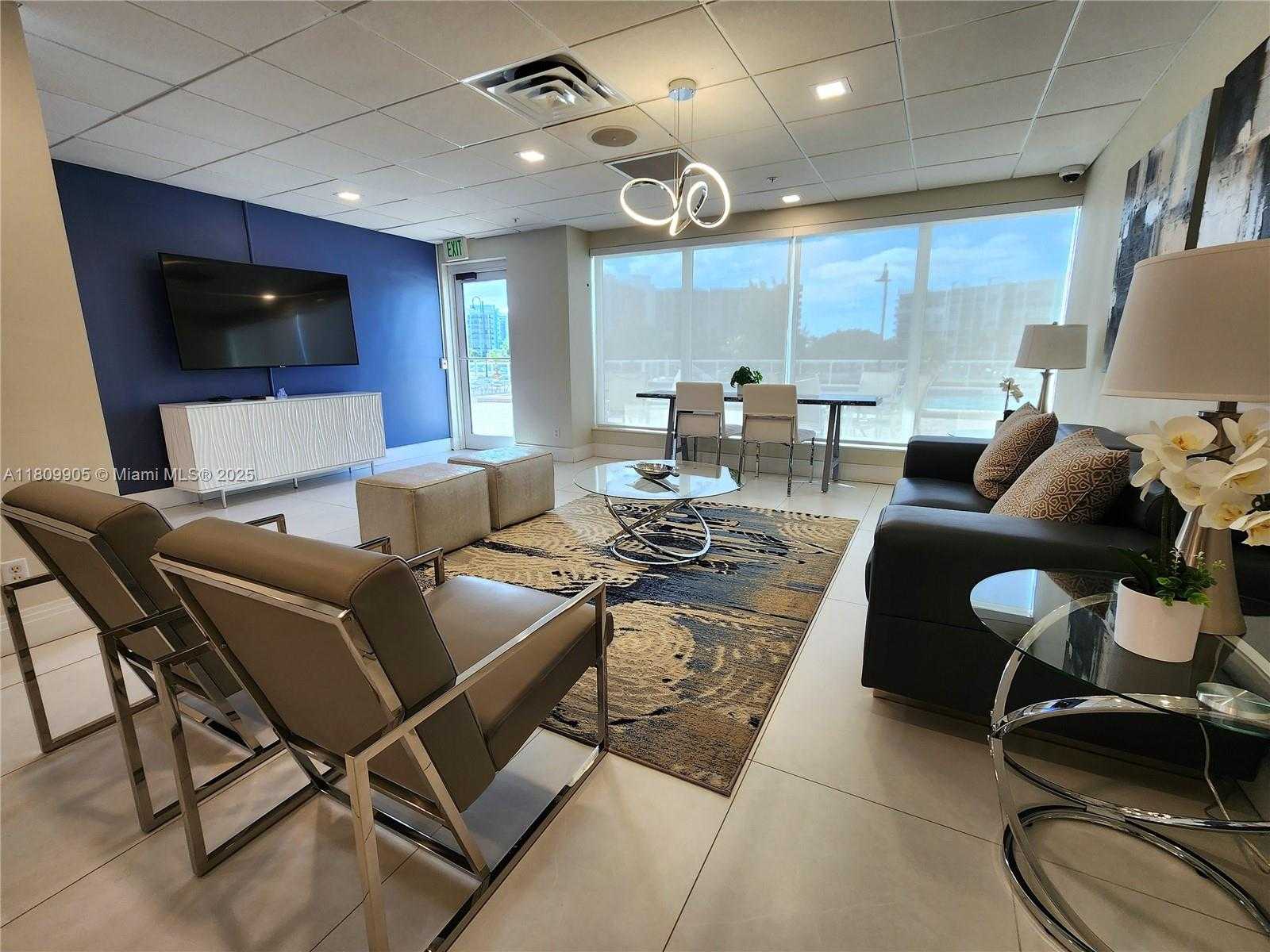 Small Image of 3000 SOUTH OCEAN DR #1206, Hollywood Number 23