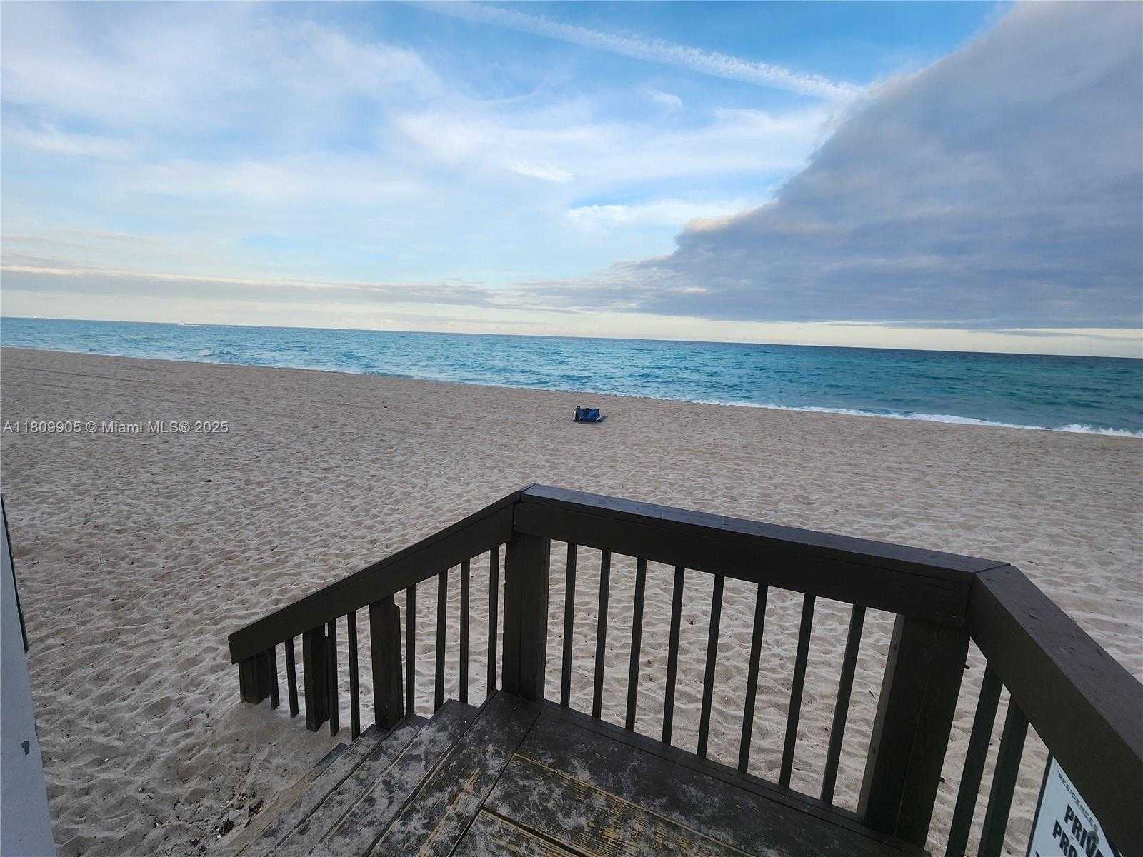 Small Image of 3000 SOUTH OCEAN DR #1206, Hollywood Number 32