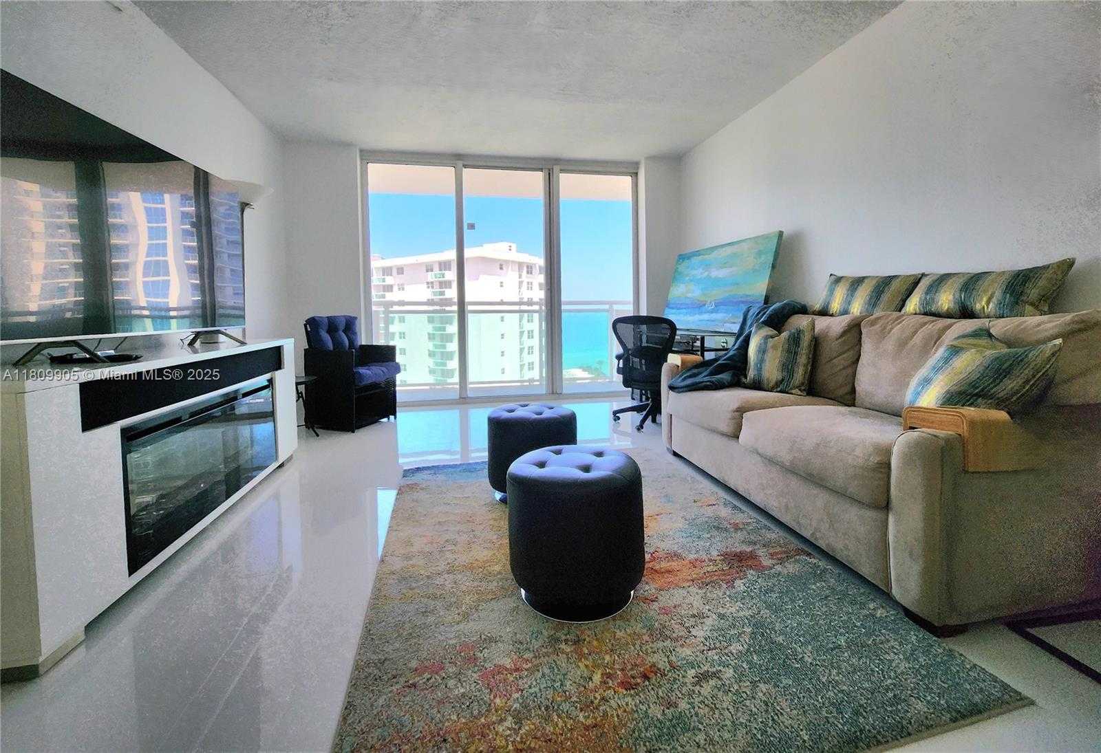 Small Image of 3000 SOUTH OCEAN DR #1206, Hollywood Number 4