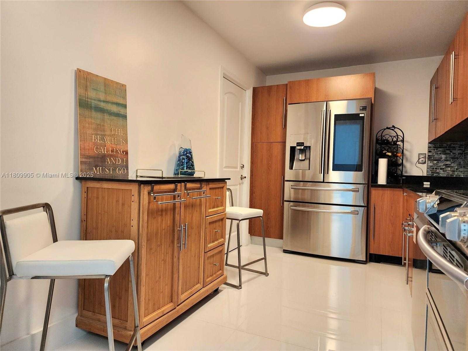 Small Image of 3000 SOUTH OCEAN DR #1206, Hollywood Number 6