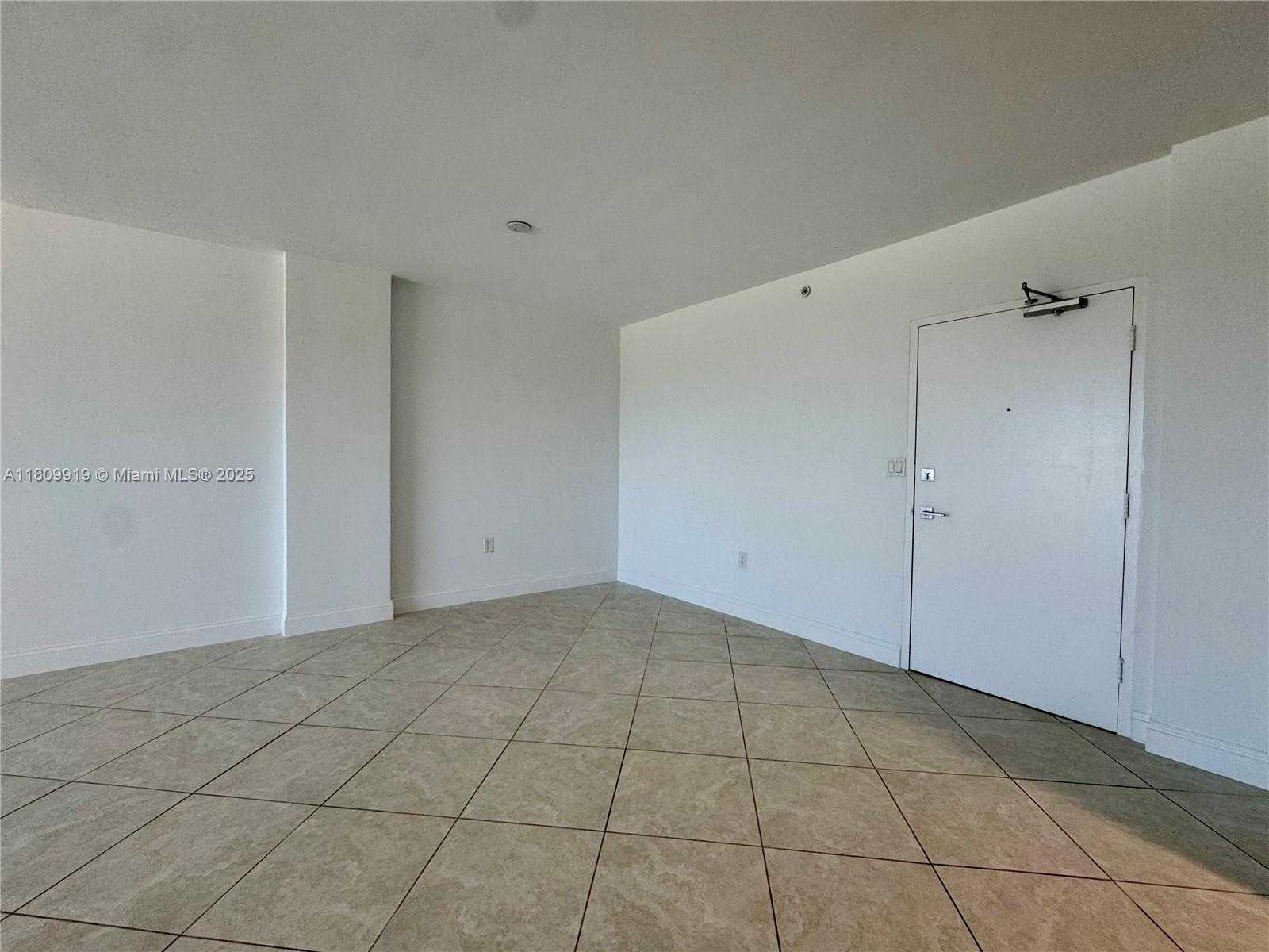 Small Image of 10275 COLLINS AVE #318, Bal Harbour Number 11