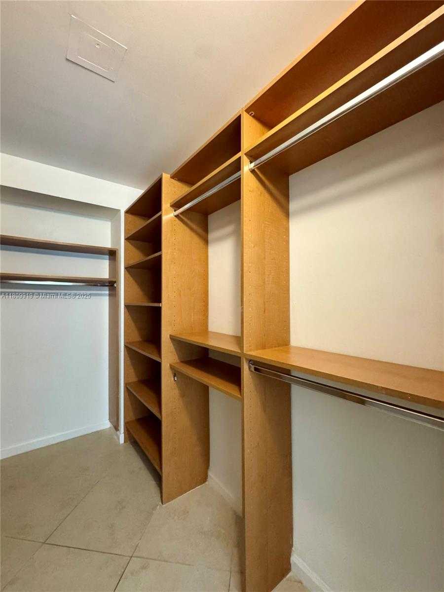 Small Image of 10275 COLLINS AVE #318, Bal Harbour Number 20