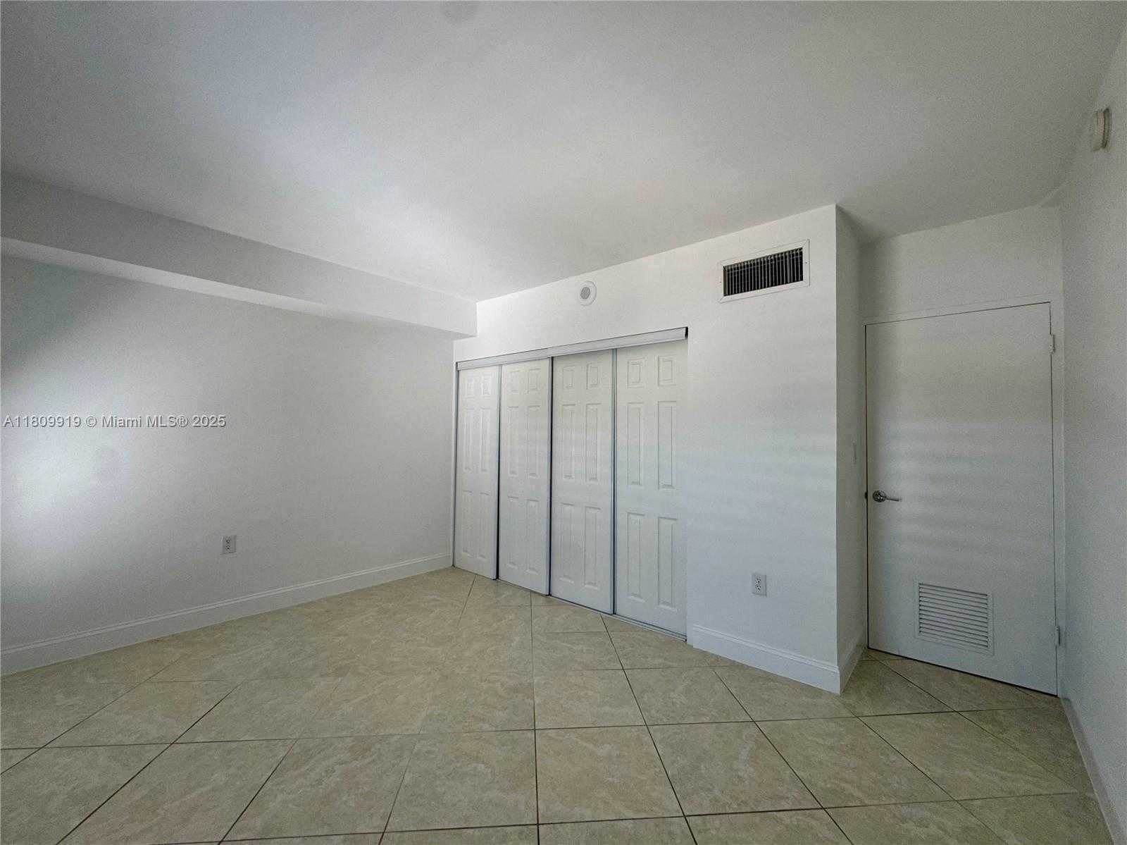 Small Image of 10275 COLLINS AVE #318, Bal Harbour Number 21