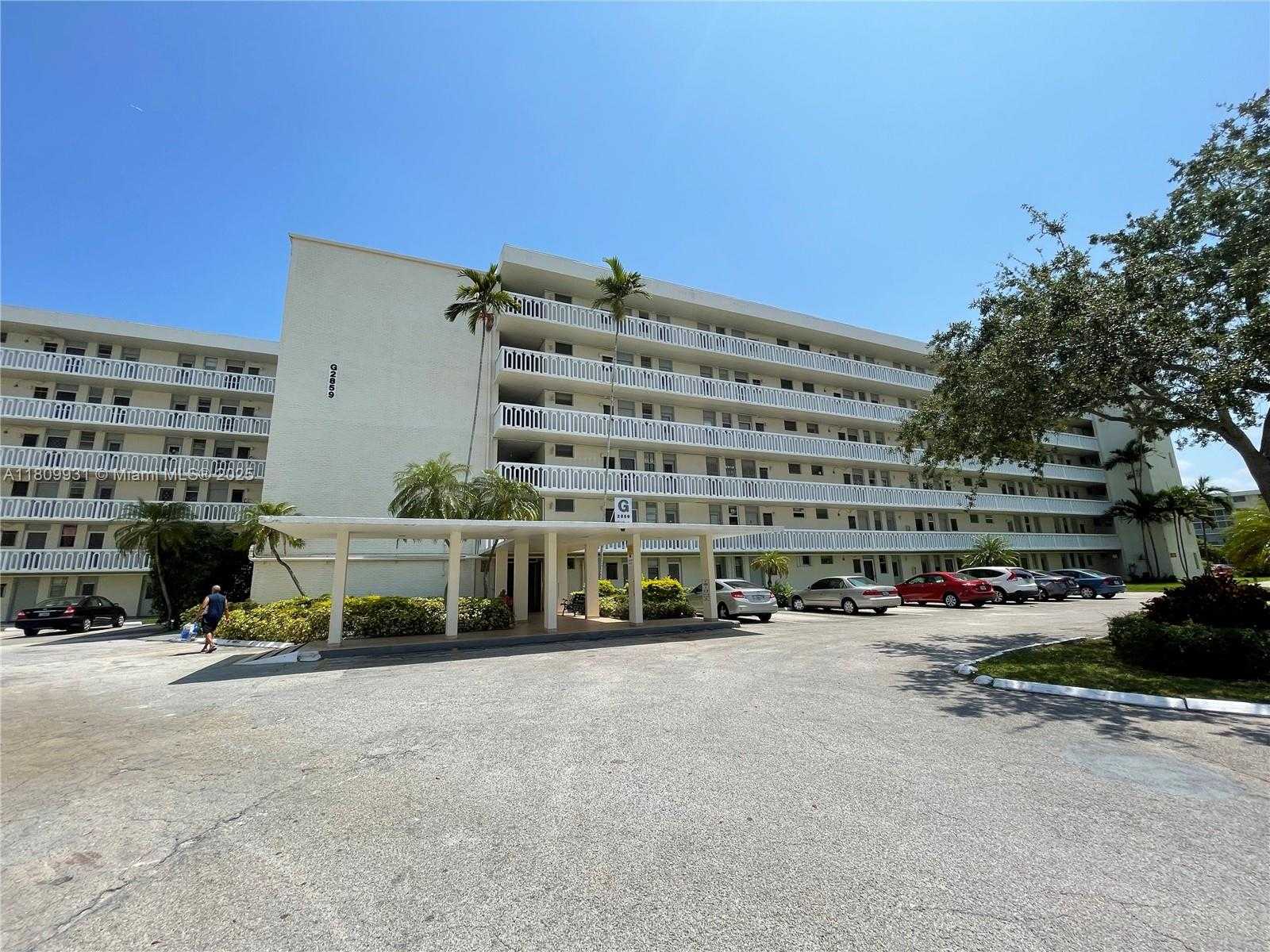 Small Image of 2859 LEONARD DR #G407, Aventura Number 13