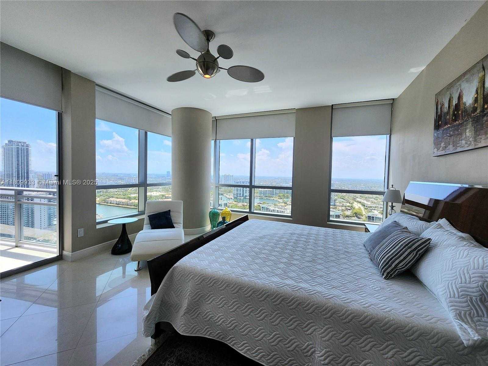 Small Image of 3535 SOUTH OCEAN DR #2805, Hollywood Number 23