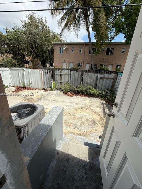Small Image of 315 NORTH WEST 84TH ST #315, Miami Number 15