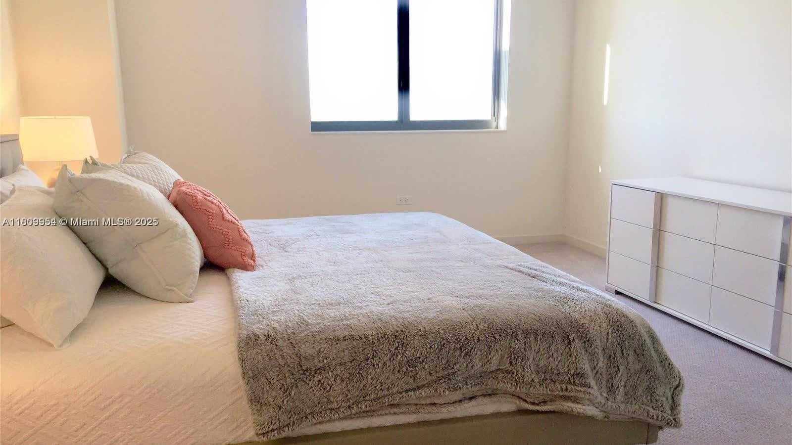 Small Image of 999 SOUTH WEST 1ST AVE #3306, Miami Number 14