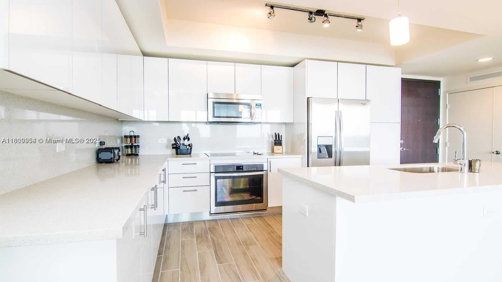 Small Image of 999 SOUTH WEST 1ST AVE #3306, Miami Number 18