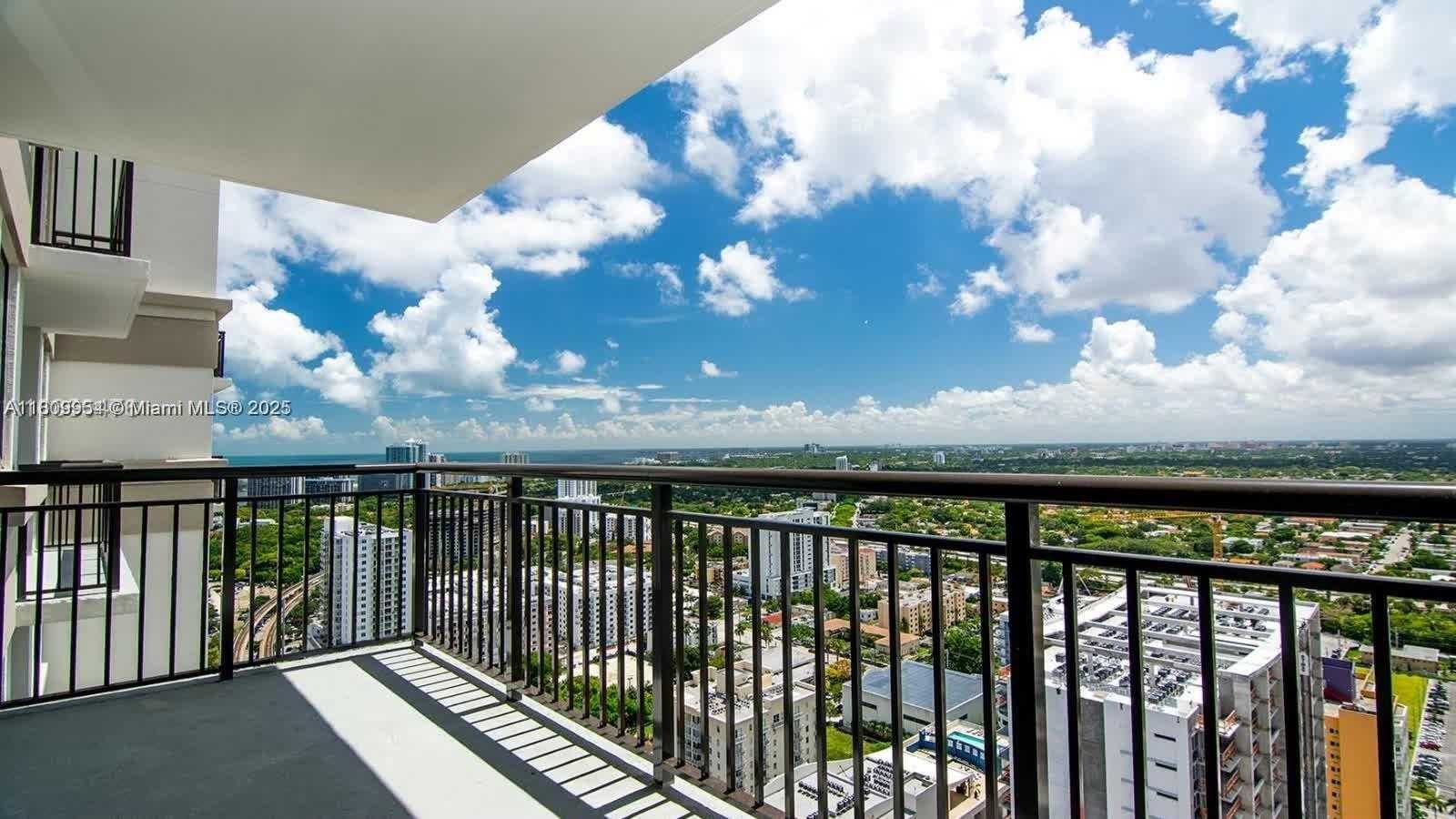 Small Image of 999 SOUTH WEST 1ST AVE #3306, Miami Number 6