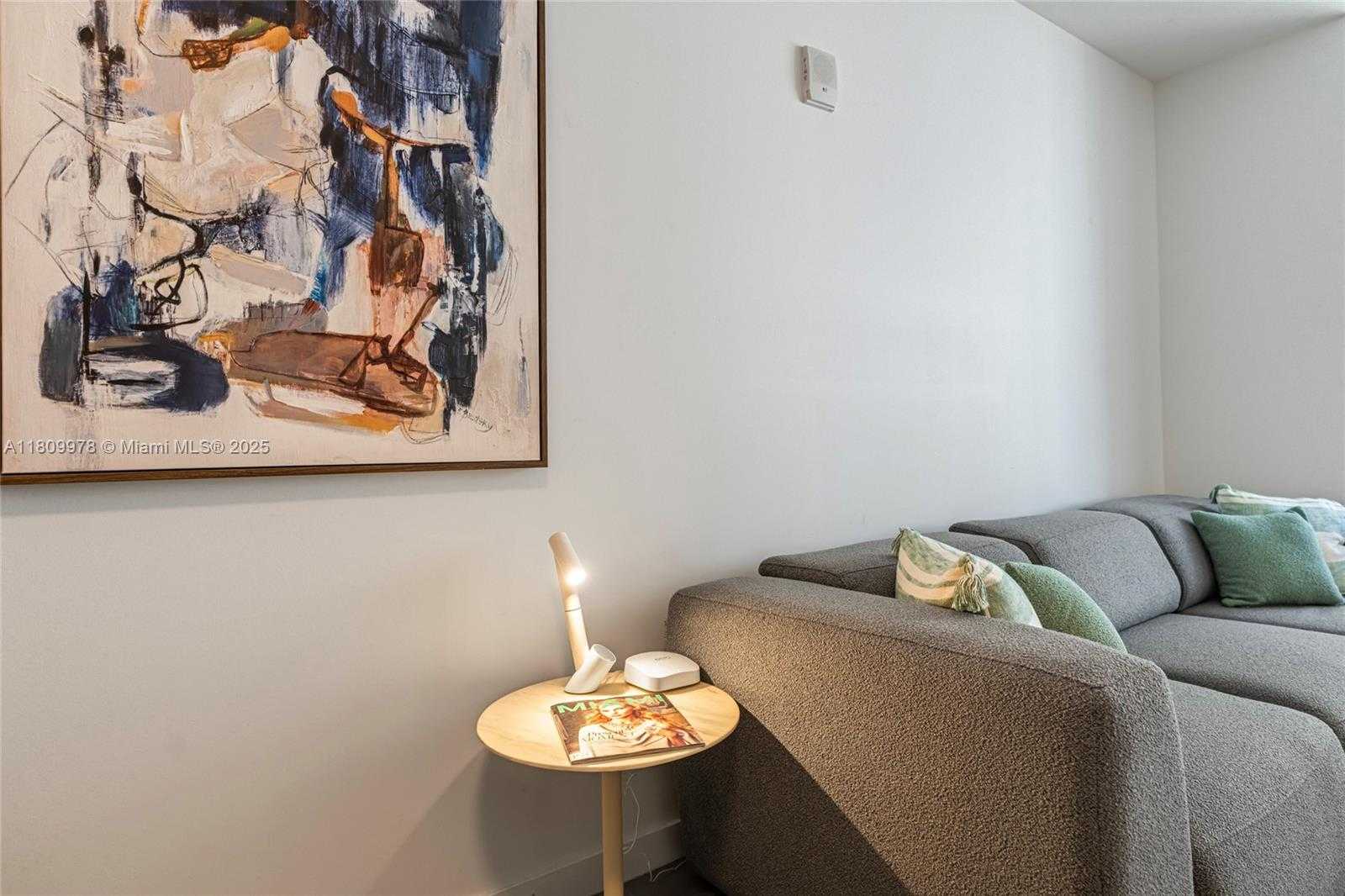 Small Image of 1600 NORTH EAST 1ST AVE #2819, Miami Number 16