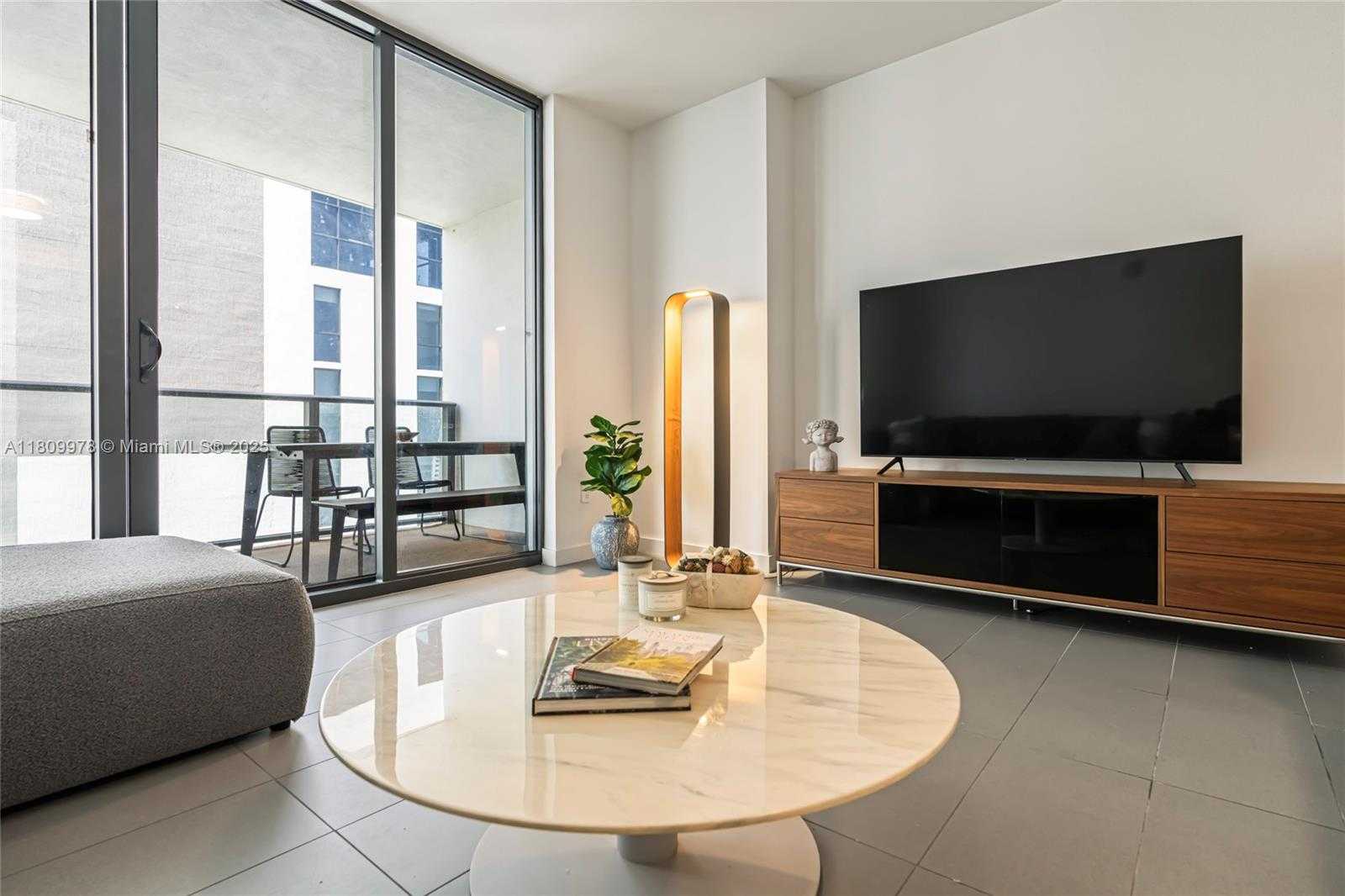 Small Image of 1600 NORTH EAST 1ST AVE #2819, Miami Number 18
