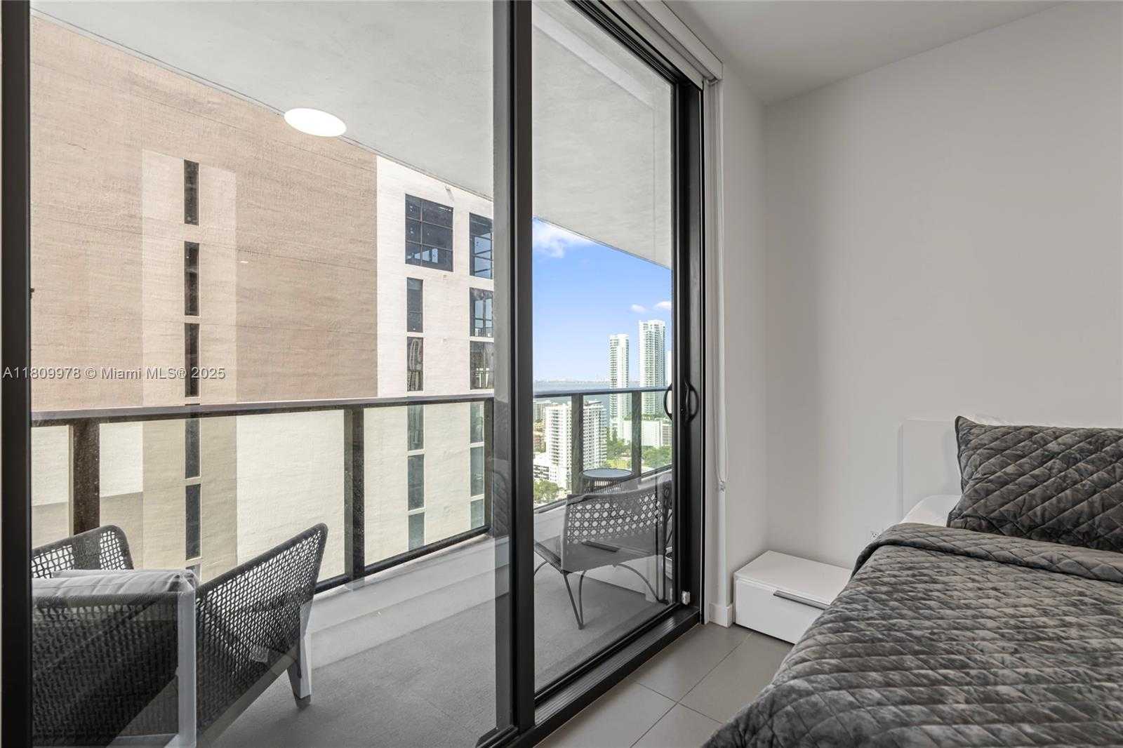 Small Image of 1600 NORTH EAST 1ST AVE #2819, Miami Number 26