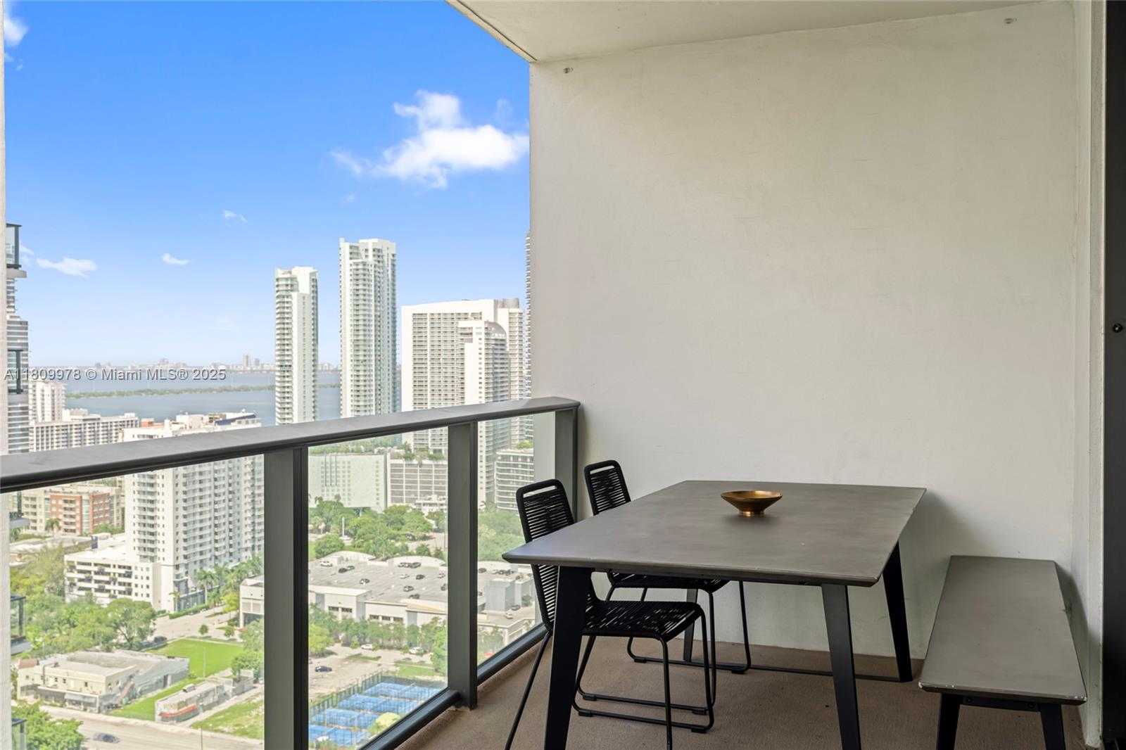 Small Image of 1600 NORTH EAST 1ST AVE #2819, Miami Number 3