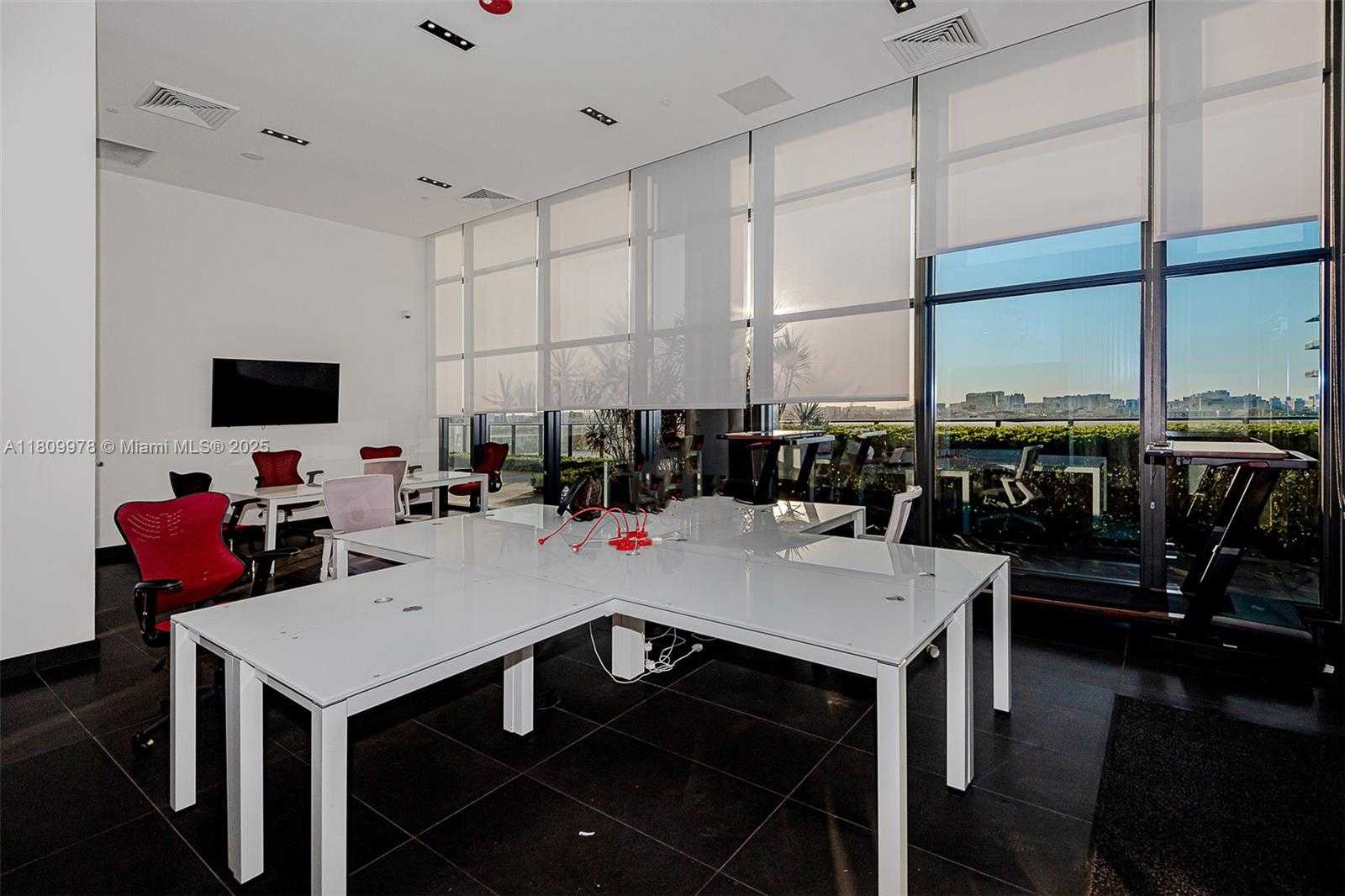 Small Image of 1600 NORTH EAST 1ST AVE #2819, Miami Number 40