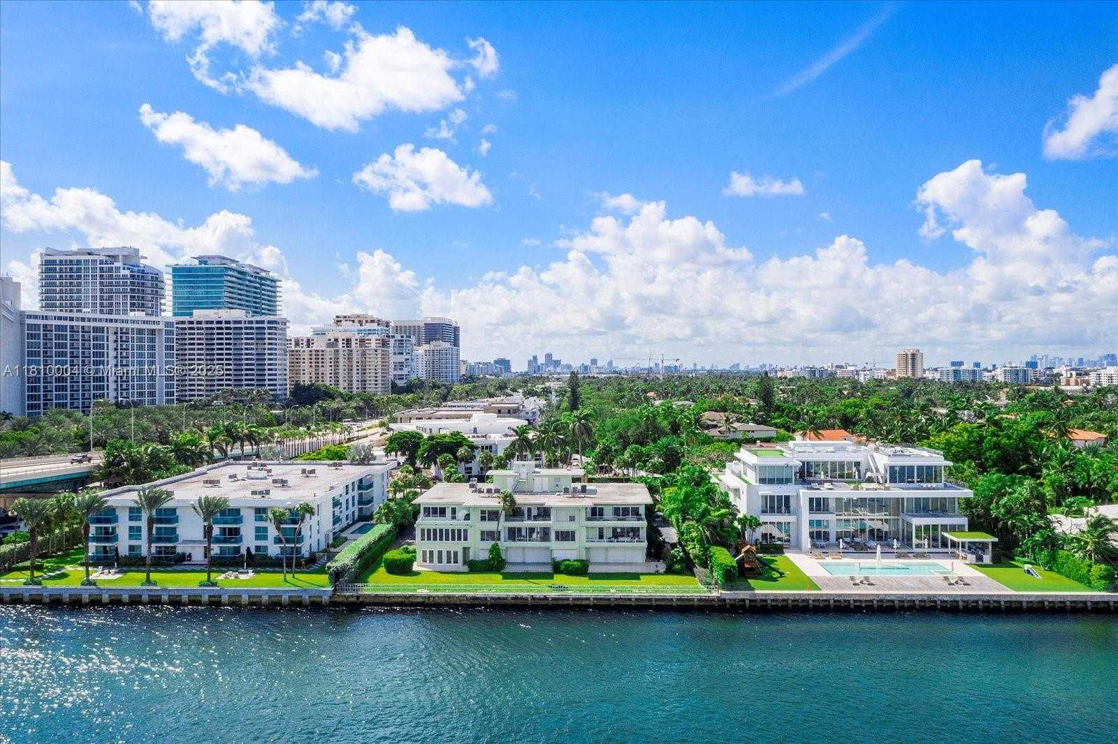 Small Image of 286 BAL BAY DR #5, Bal Harbour Number 4