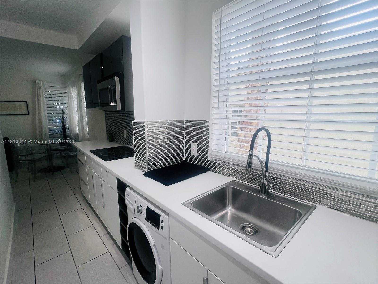 Small Image of 1335 PENNSYLVANIA AVE #1, Miami Beach Number 12