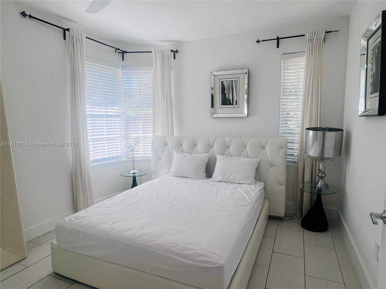 Small Image of 1335 PENNSYLVANIA AVE #1, Miami Beach Number 5