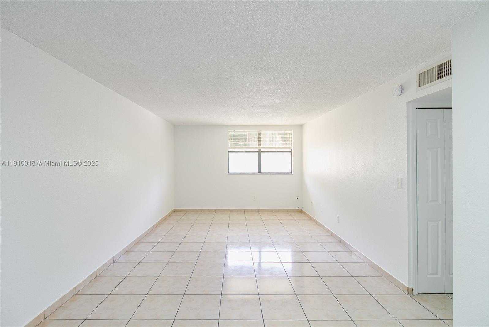 Small Image of 606 WEST 81ST ST #318, Hialeah Number 14