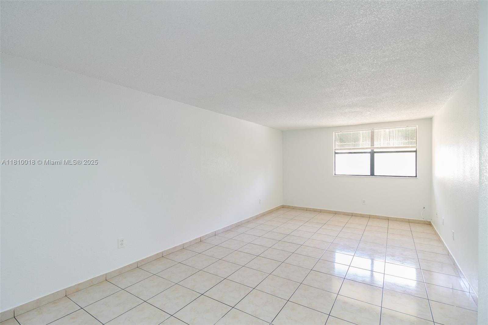 Small Image of 606 WEST 81ST ST #318, Hialeah Number 17