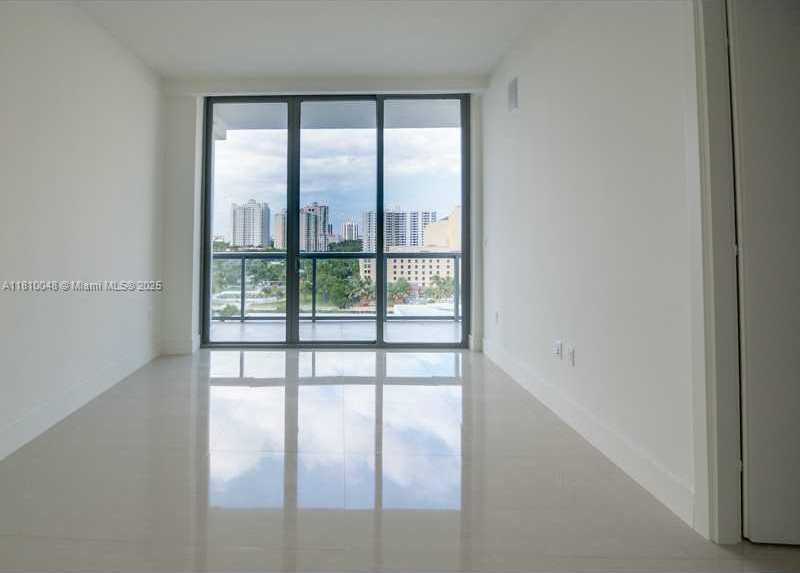 Small Image of 3250 NORTH EAST 188 STREET #905, Aventura Number 25