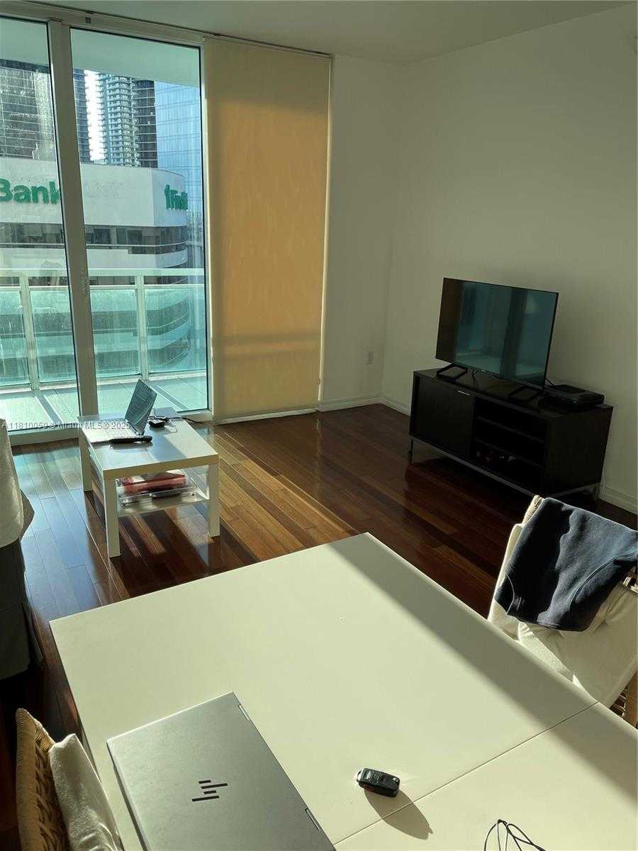 Small Image of 951 BRICKELL AVE #1703, Miami Number 2