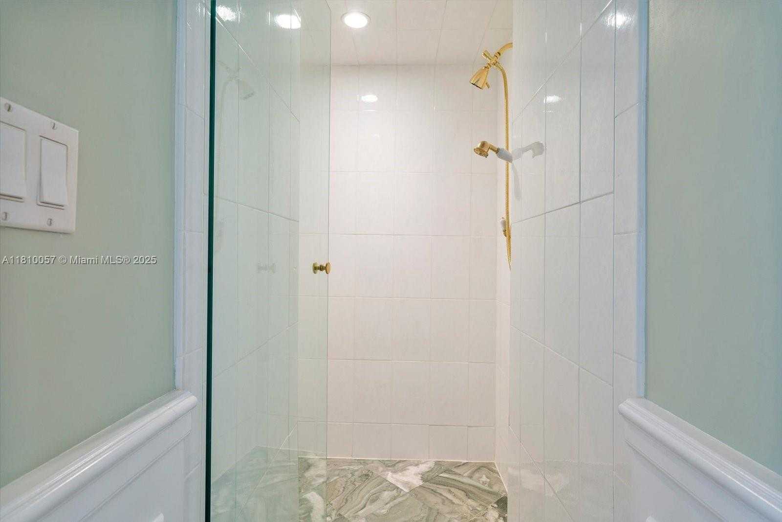 Small Image of 286 BAL BAY DR #1C & 2C, Bal Harbour Number 34