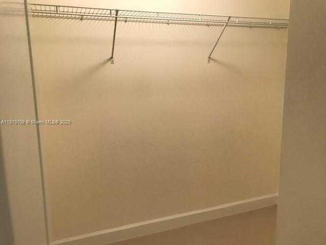 Small Image of 1745 EAST HALLANDALE BEACH BLVD #2405W, Hallandale Beach Number 4