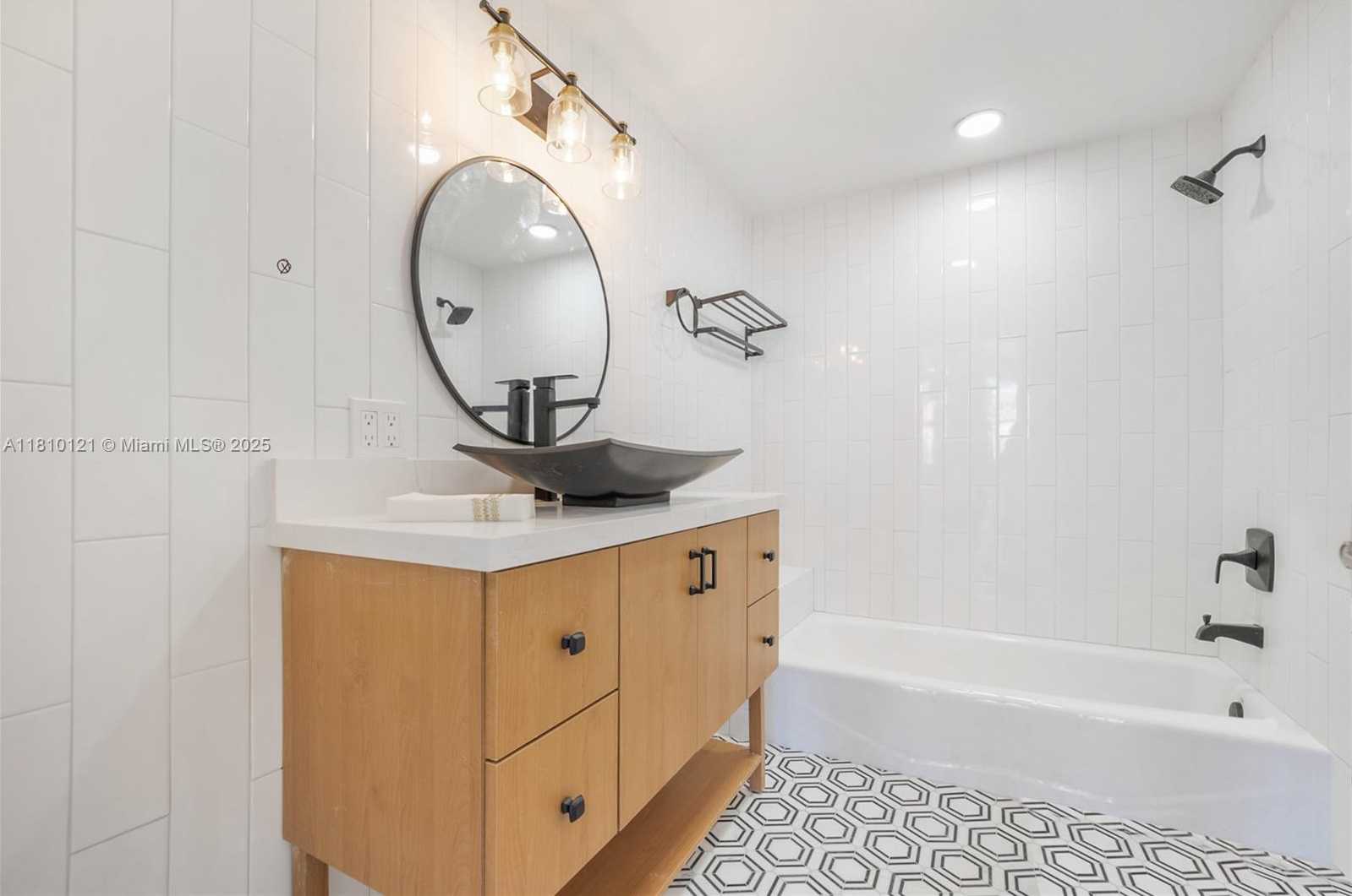 Small Image of 671 BILTMORE WAY #PH, Coral Gables Number 23