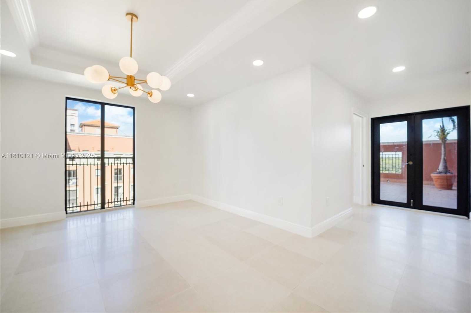 Small Image of 671 BILTMORE WAY #PH, Coral Gables Number 36