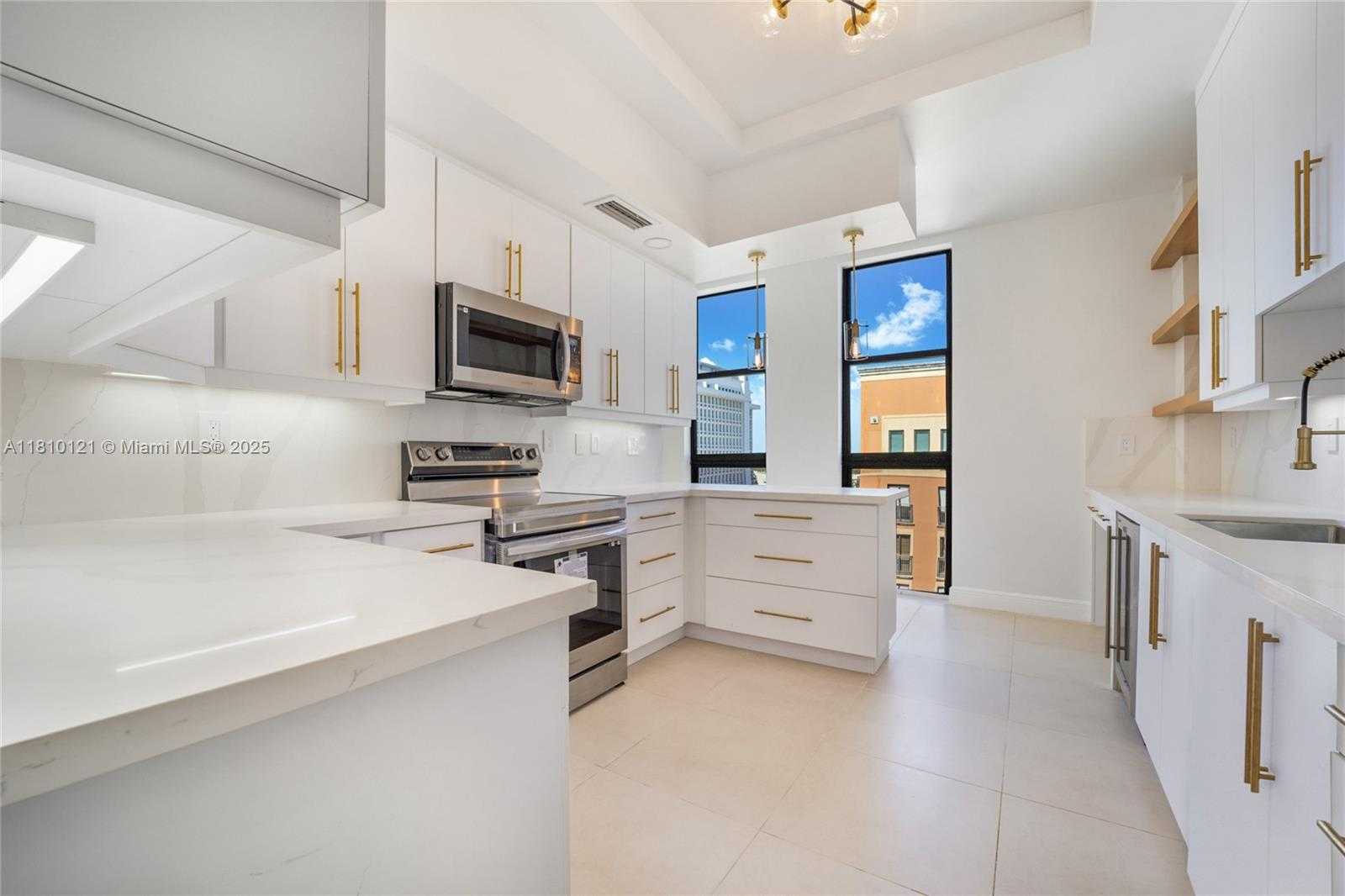 Small Image of 671 BILTMORE WAY #PH, Coral Gables Number 37