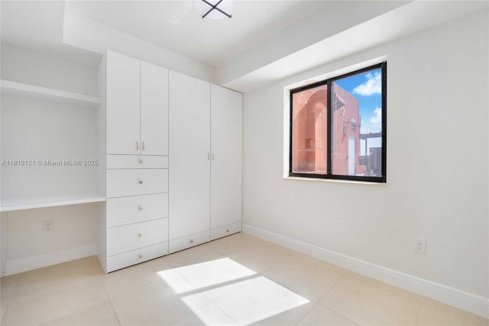 Small Image of 671 BILTMORE WAY #PH, Coral Gables Number 42