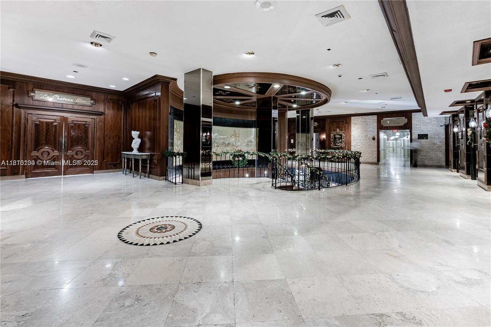 Small Image of 6039 COLLINS AVE #1605, Miami Beach Number 31