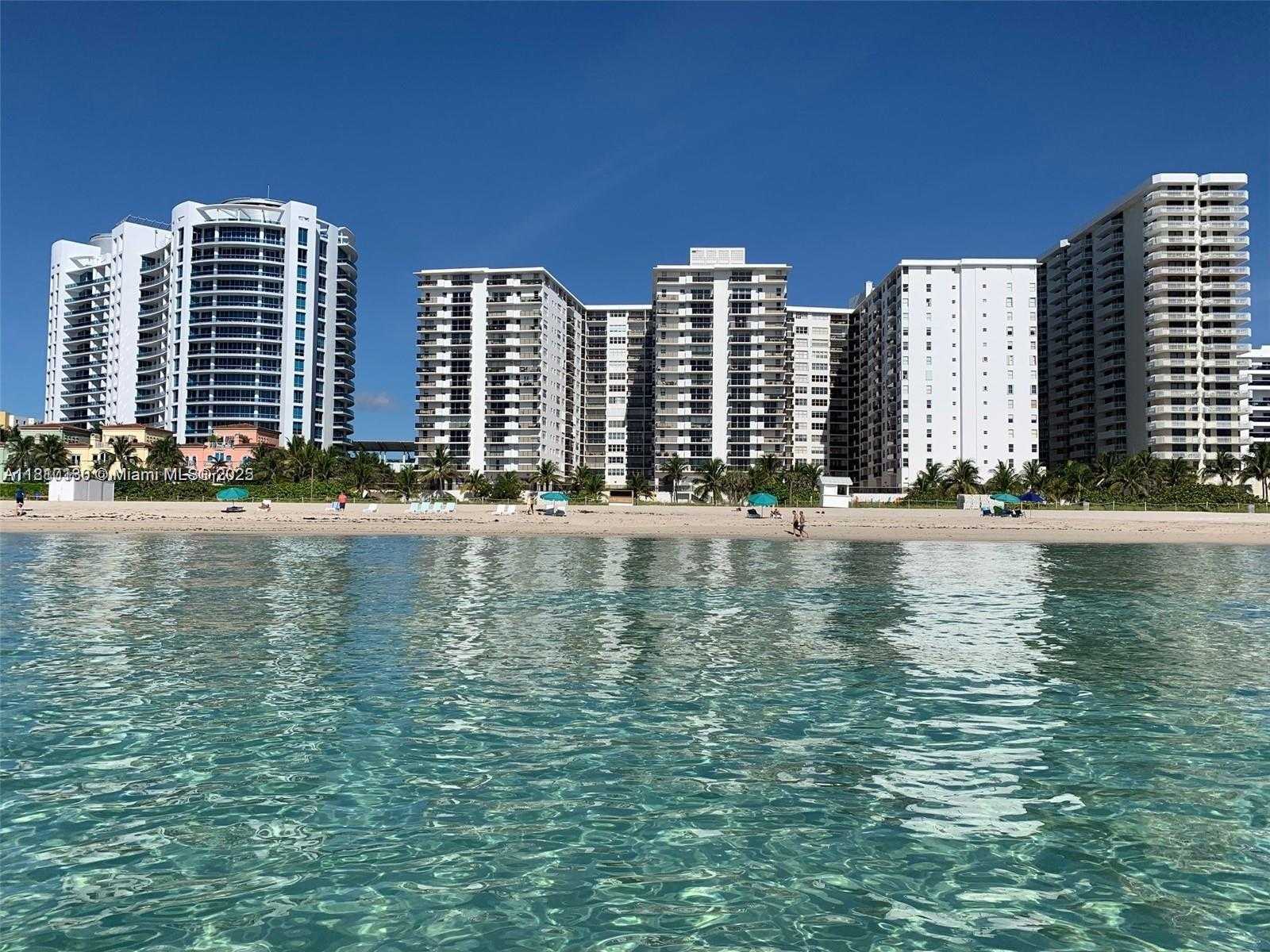 Small Image of 6039 COLLINS AVE #1605, Miami Beach Number 32