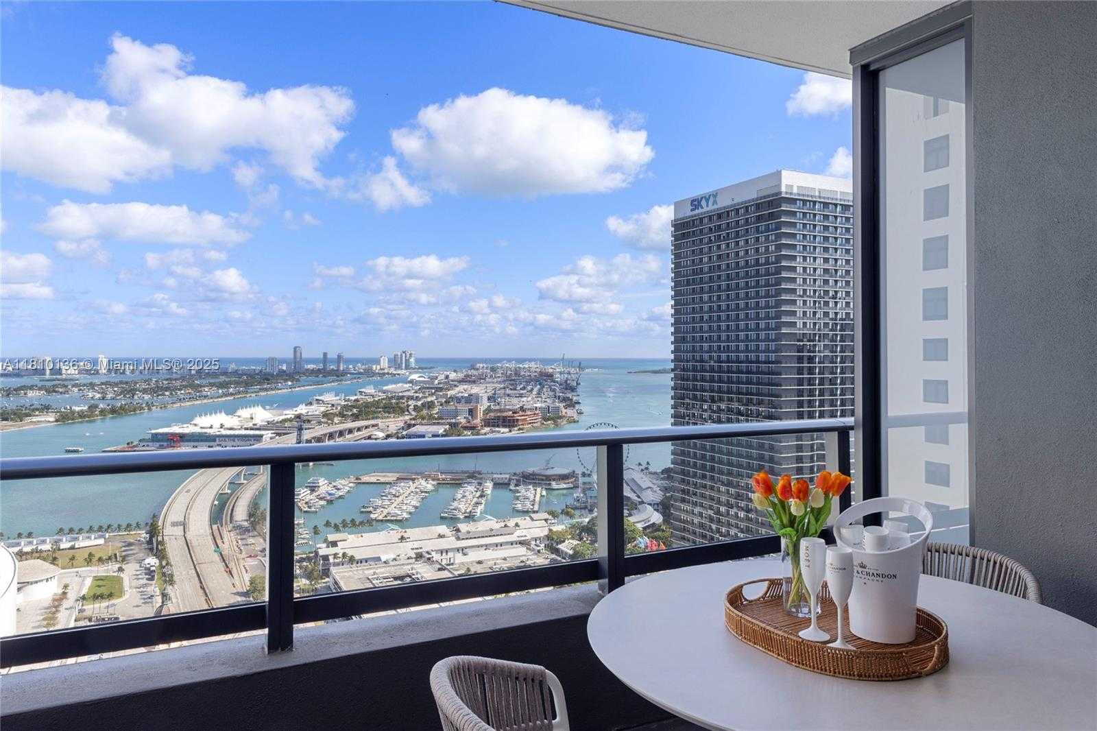 Small Image of 159 NORTH EAST 6TH ST #3615, Miami Number 4