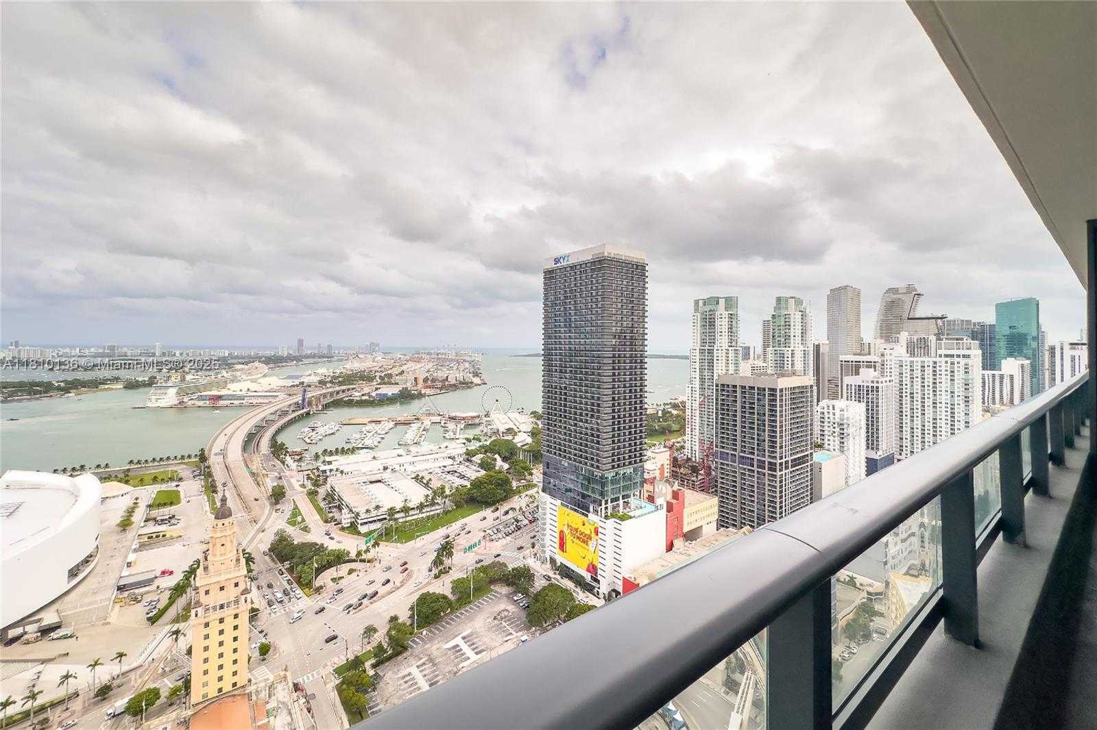 Small Image of 159 NORTH EAST 6TH ST #3615, Miami Number 60