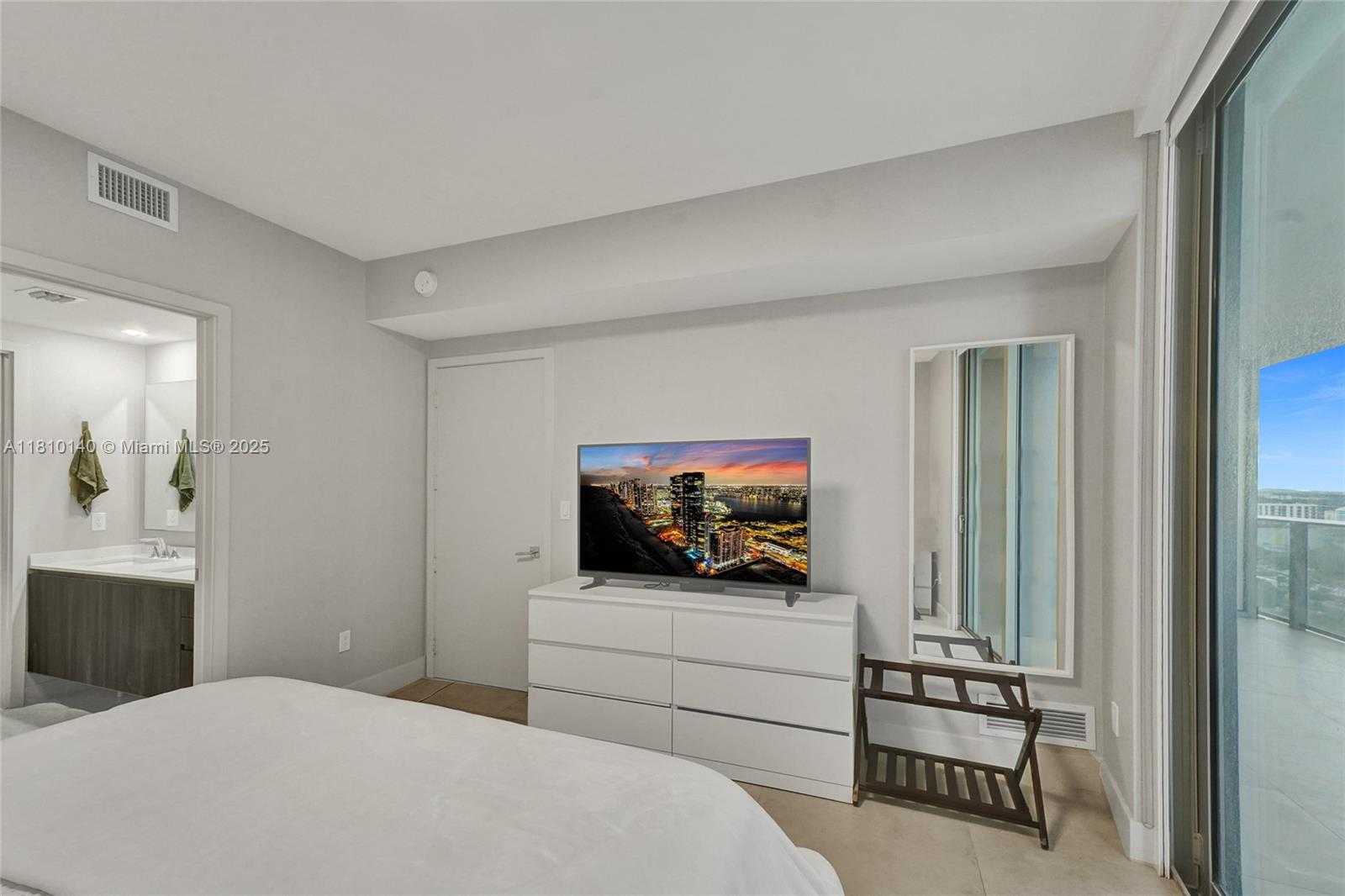 Small Image of 488 NORTH EAST 18TH ST #2003, Miami Number 5