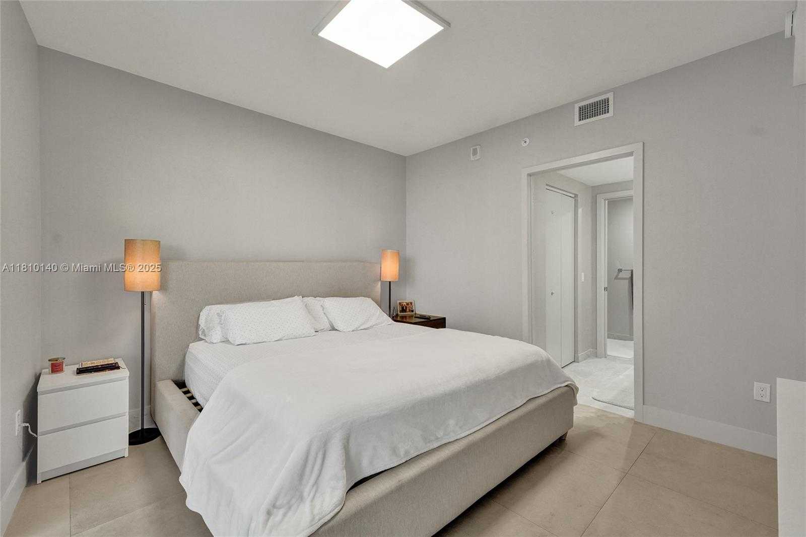 Small Image of 488 NORTH EAST 18TH ST #2003, Miami Number 6