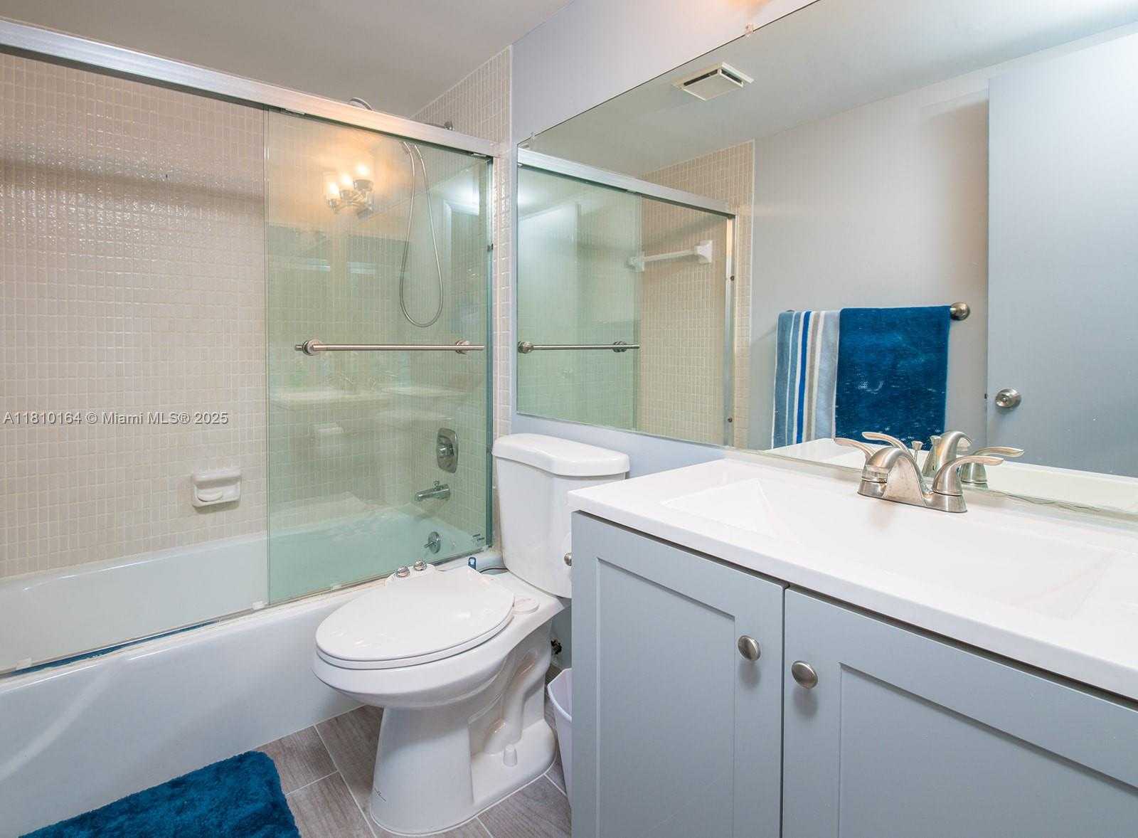 Small Image of 4650 WASHINGTON ST #502, Hollywood Number 21